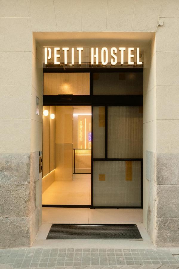 Petit Hostel Palacio Real Мадрид Экстерьер фото